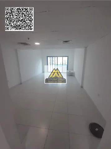 فرصة مميزة للإيجار السنوي في الراشدية عجمان داخل أبراج الفالكون، استوديو مع بلكونة وباركن مجاني، يتميز بموقع حيوي قريب من جميع الخدمات وسهل الوصول إلى