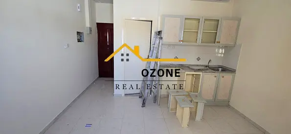 Luxury Studio Prime Location Elegant studio Easy Access to main road 4 instalments