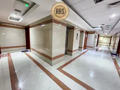 Spacious 1bhk apartment with close Hall full family building close to sahara mall