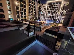 Extravagant Fully Furnished 1 Bedroom with 2 Bathroom For Rent in Azizi Riviera