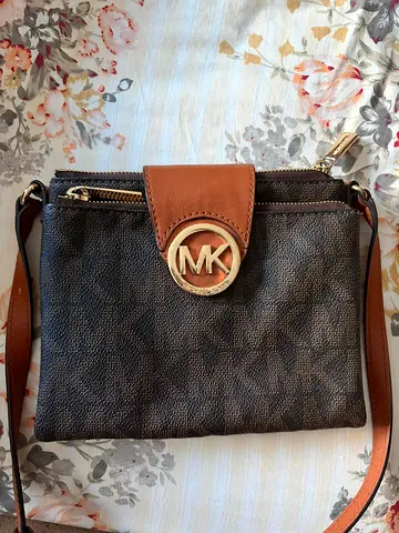Crossbody bags