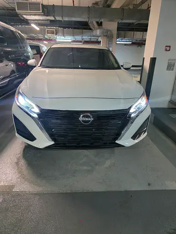 Nissan Altima SV 2023 Full Option Mint condition