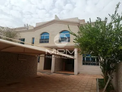 Spacious Villa | Maid's Room | Storage &amp; Laundry
