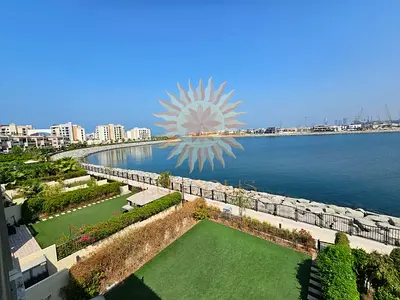 فيلا من 4 غرف نوم مطلة على البحر | سور لا مير | تراس وحديقة