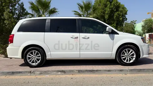 Super Clean Dodge Grand Caravan SXT Family Used 7 Seater in Excellent Condition For 22500Dhs Only