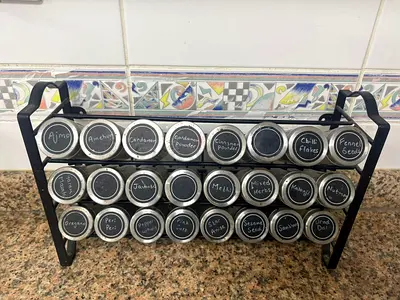 Spice rack