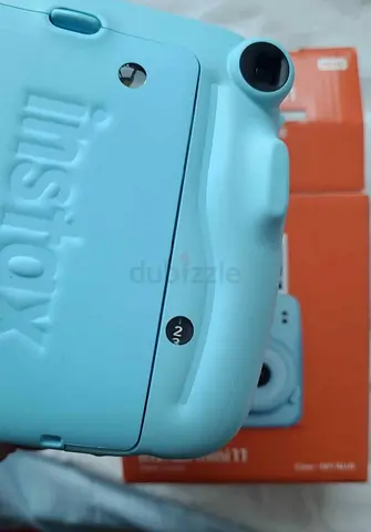 Fujifilm Instax Mini 11 (Sky Blue) Instant Camera - New/In Box (used once)