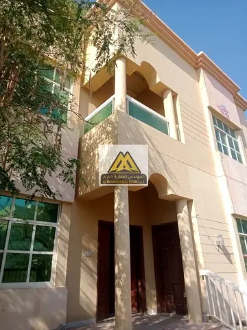 فيلا 5 غرف للإيجار السنوي في المويهات