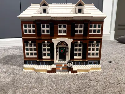 Home alone Lego set