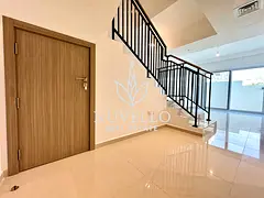 MIDDLE CORNER UNIT | BRAND NEW | HANDOVER SOON