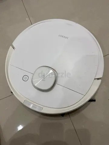 DEEBOT Robot Vacuum Cleaner (white)