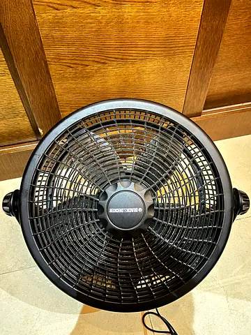 Brand new black and decker fan