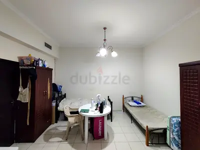 Executive Bedspace in Private Room (For Working Professional – Male)