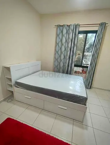 IKEA brimness king size bed with headboard+ 4 big storage drawers underneath with IKEA mattress 180×