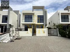 A villa with all electricity, water and air conditioning fees included, on the main street, ready to
