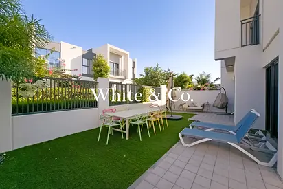 On green Belt| Unfurnished | Landscaped