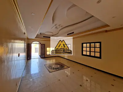 Residential Commercial Villa with 5 Bedrooms on 5000 Sq Ft Land in Al Mowaihat 2