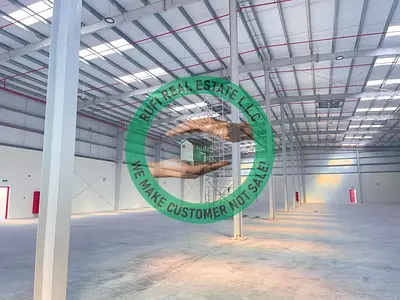 Brand new 32,000 sqfeet warehouse with 200KW electricity available for rent .