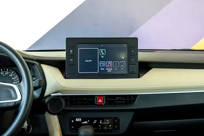 2023 Toyota YARIS — фото 14