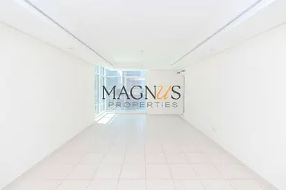 VASTU COMPLAINT | LAKE VIEW | HIGH FLOOR