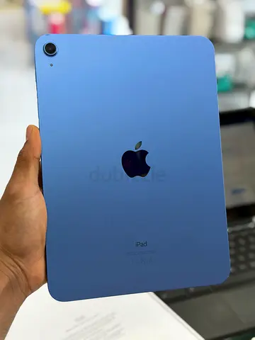 iPad 10th generation (Blue) - 64GB Good Condition, Single Rear Camera