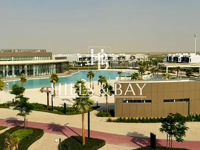 DIRECT ON THE BEACH I LANDSCAPE GARDEN I 5 BED