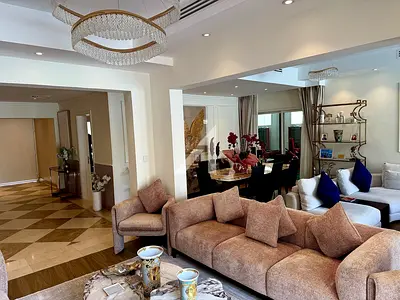Upgraded 5BR Villa | Extended | Private Pool