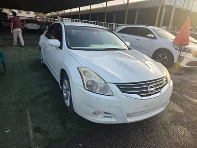 2011 Nissan Altima - American Specs - Well Maintained