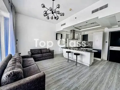 Fully Furnished | Upgraded | Mid Floor
