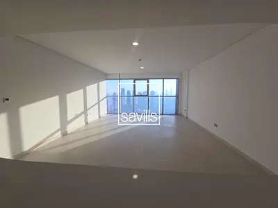 Stylish Unit | Waterfront Living | Modern Finish