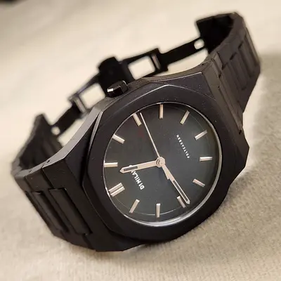 D1 Milano Black Minimalist Analog Mens Watch - Matte Finish, Stainless Bracelet