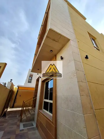 A great opportunity to rent a spacious villa in Al Yasmeen, Ajman, located in a prime area close