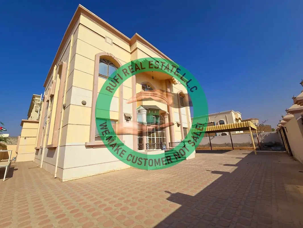 **🏭 فيلا 5 غرف نوم للإيجار في عجمان منطقة الحديبة🏭**