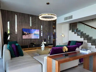 5BR Villa | Private Pool| Beach front