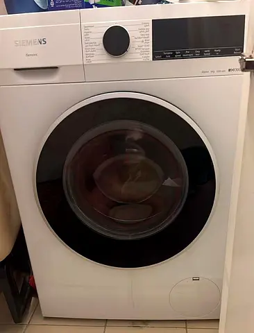Washing machine 9 kg Siemens brand electric cooker, neat and clean , same like a new condition
