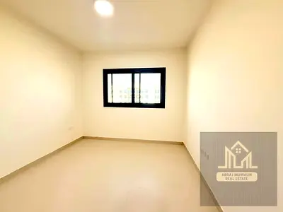 Offer 30 Days Free Brand New Building On The Road School Zone