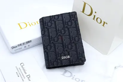 Dior card holder