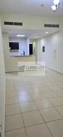 Liwan 1BR Apartment with Balcony & Covered Parking