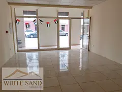 FULLY FITTED SHOP / PERSIA CLUSTER / READY TO MOVE