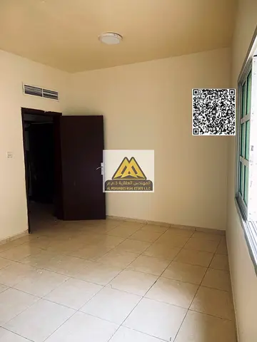 A practical apartment at a great price, ideal for families. Located in a vibrant area close to all essential services and transportation, with easy ac