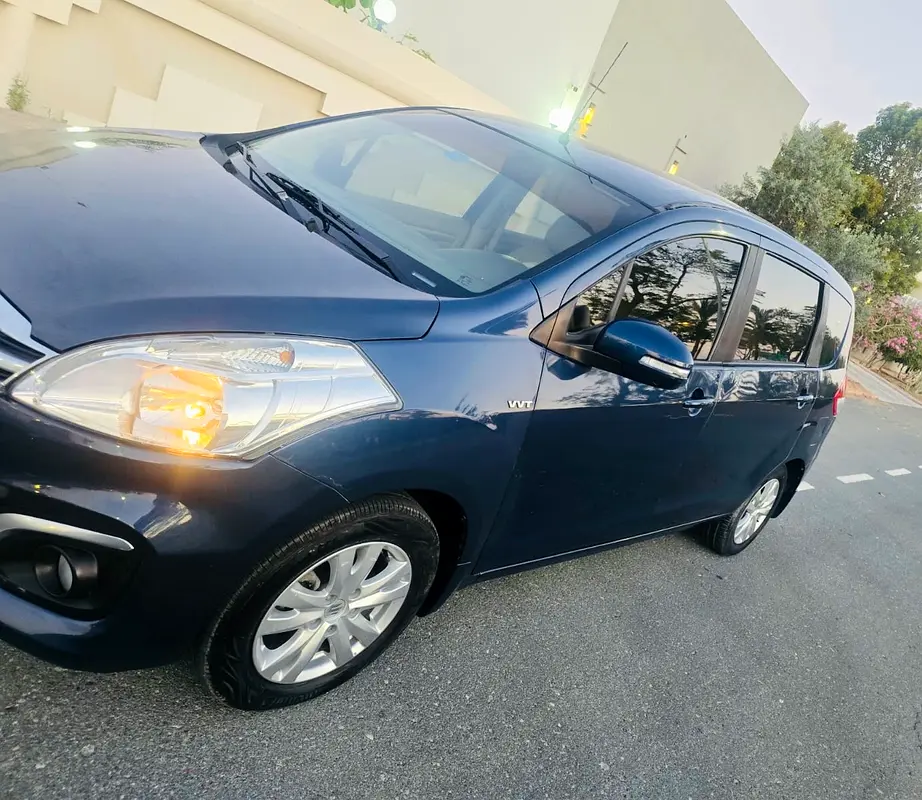 Suzuki Ertiga 2017 — photo 1 of 20