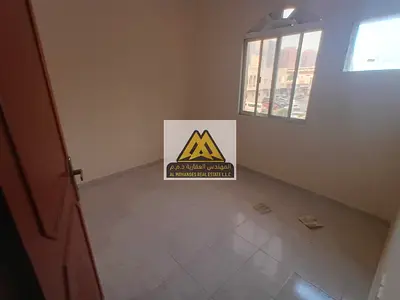 فرصة للسكن العائلي بالنعيمية 2 شارع الكويت غرفتين وصالة بـ 28 ألف درهم