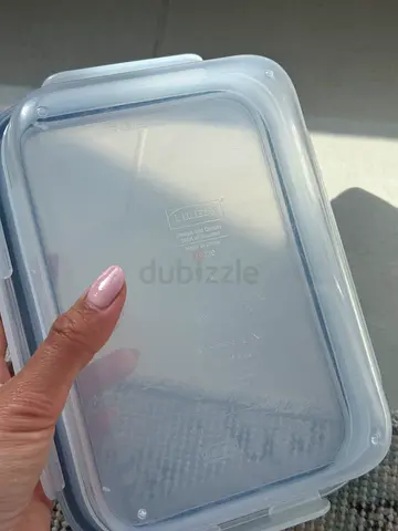 One Lockable Plastic Food Storage Container (Used)