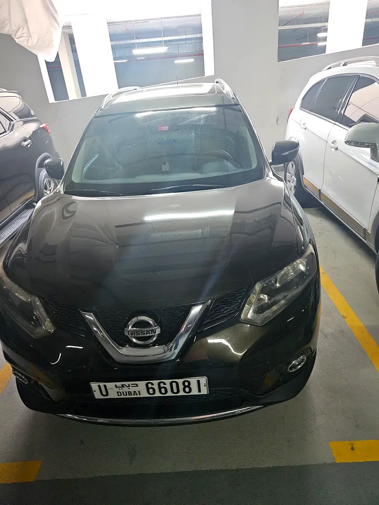 Nissan X-Trail 2016 — photo 1 of 11