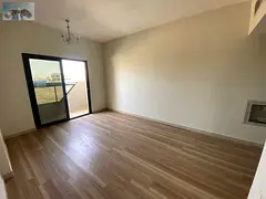 Spacious, clean 2-bedroom apartment in a quiet, prime location.
