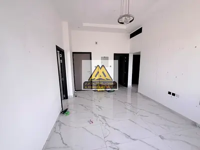 At a very excellent price with free maintenance provided by the owner. Excellent location, suitable for everyone, with free maintenance.