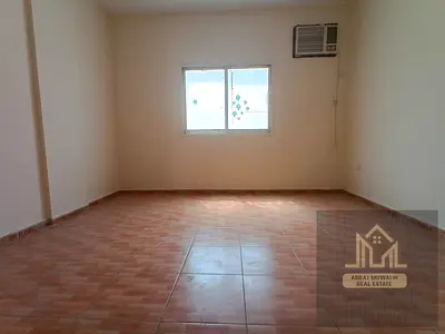 ready to move 2BHK for family just in 35k with 2 washroom in prime location