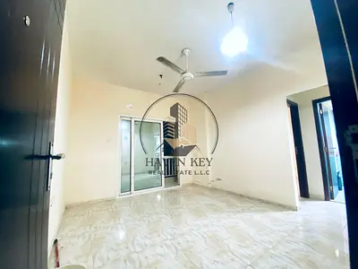 SPACIOUS ONE BEDROOMHALL // PRIME LOCATION // FAMILY BUILDING // REASONABLE PRICE // EASY ACCESS TO