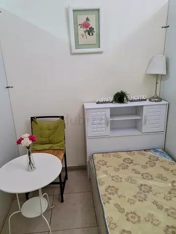 Hurry up!!.. Silicon gate1 spacious partition for men