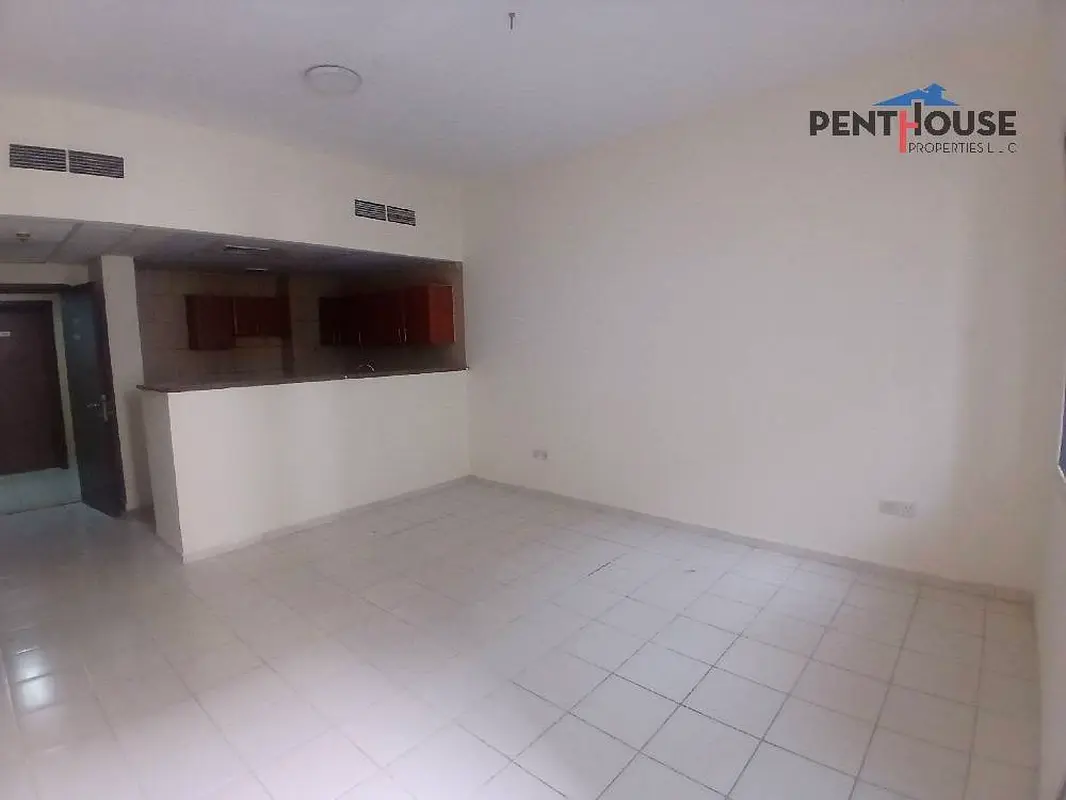 Fully Family Building | With Balcony | Close to Bus Stop